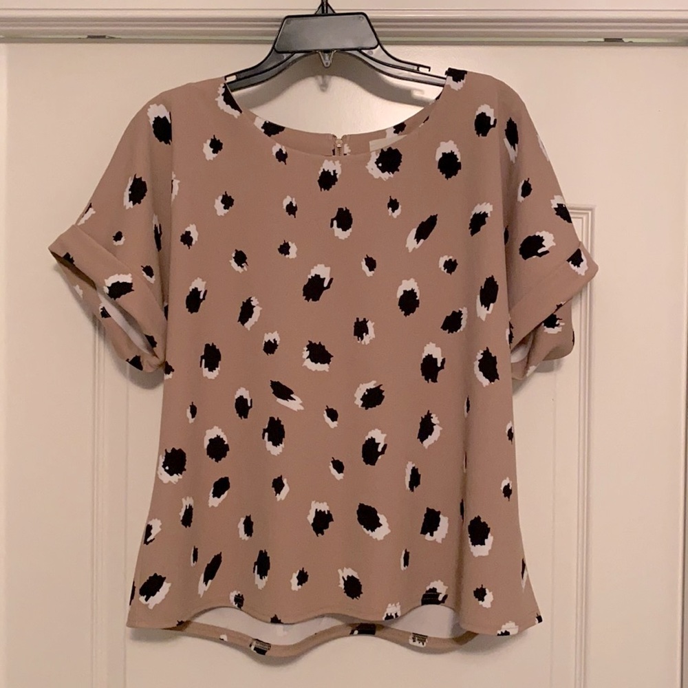 Anthropologie- Melloday brand day to night top